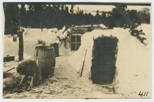 Image of Eskimo [Inuit] house--Isaac Rich